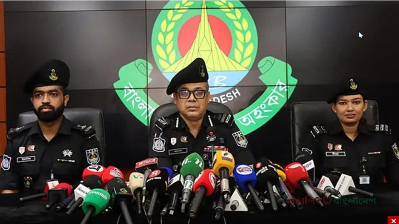 চাকরির প্রলোভনে রাশিয়ায় নিয়ে যুদ্ধে প্রেরণ, পাচার চক্রের ২ সদস্য আটক