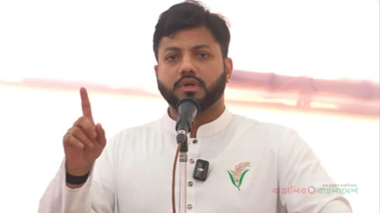 পদত্যাগ নিয়ে এবার সুর নরম করলেন ইশরাক হোসেন