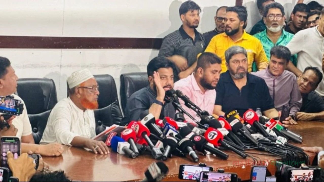 মন্ত্রিসভা থেকে পদত্যাগ করলেন ইশরাক