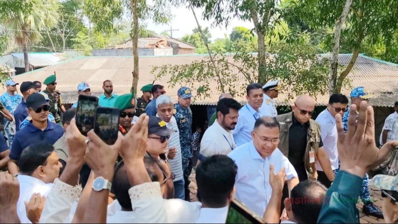 খুলনার দাকোপে পৌঁছেছেন প্রধানমন্ত্রী